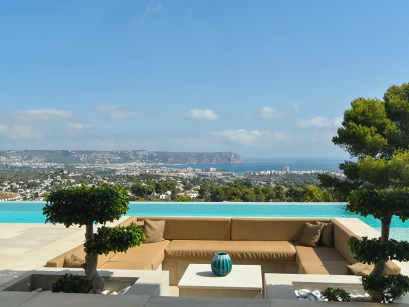 Luxurious Villa for sale in Javea