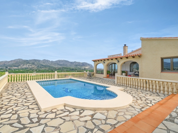 Luxury Villa in Beniarbeig